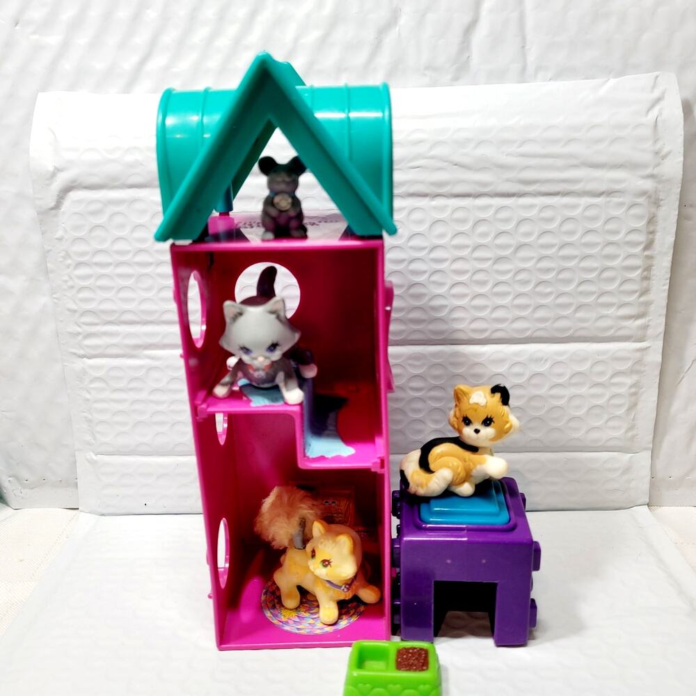 1994 Littlest Pet Shop Purry Kittens with Kitty Playtime Condo Vintage Play Set